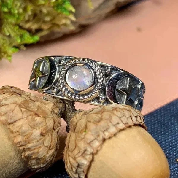 Vintage Stars Moon Engraved Ring