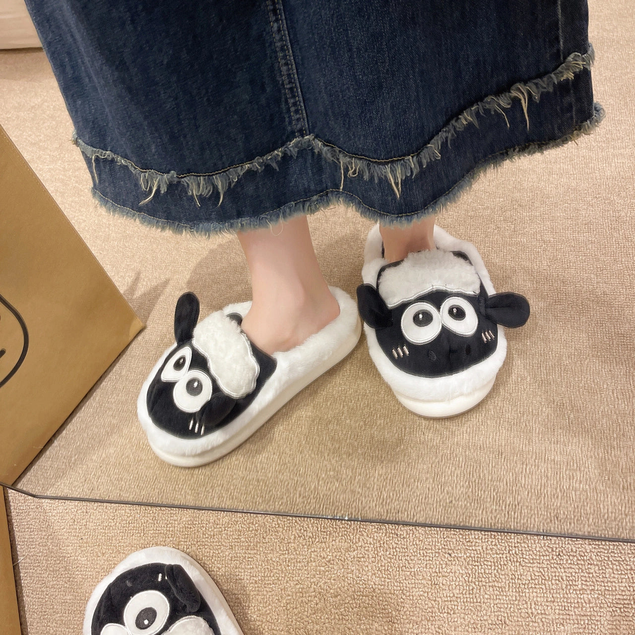 Panda Round Toe Slippers