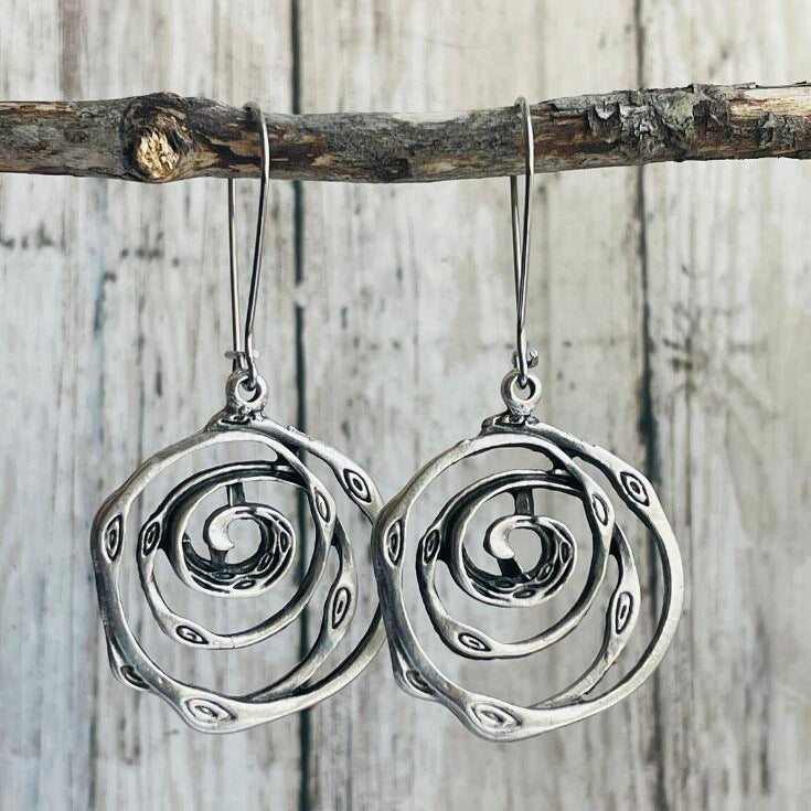 Vintage Openwork Flower Scroll  Earrings