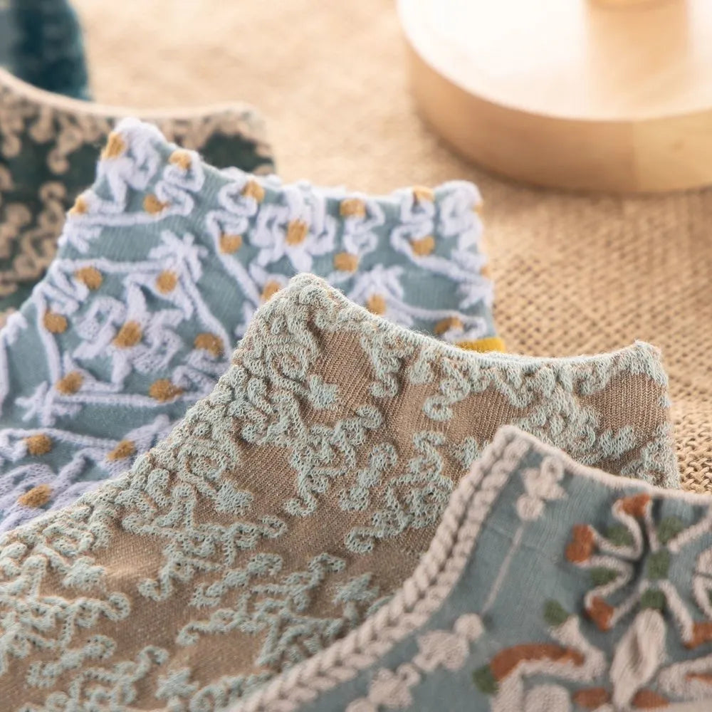 5 Pairs Embroidered Vintage Socks