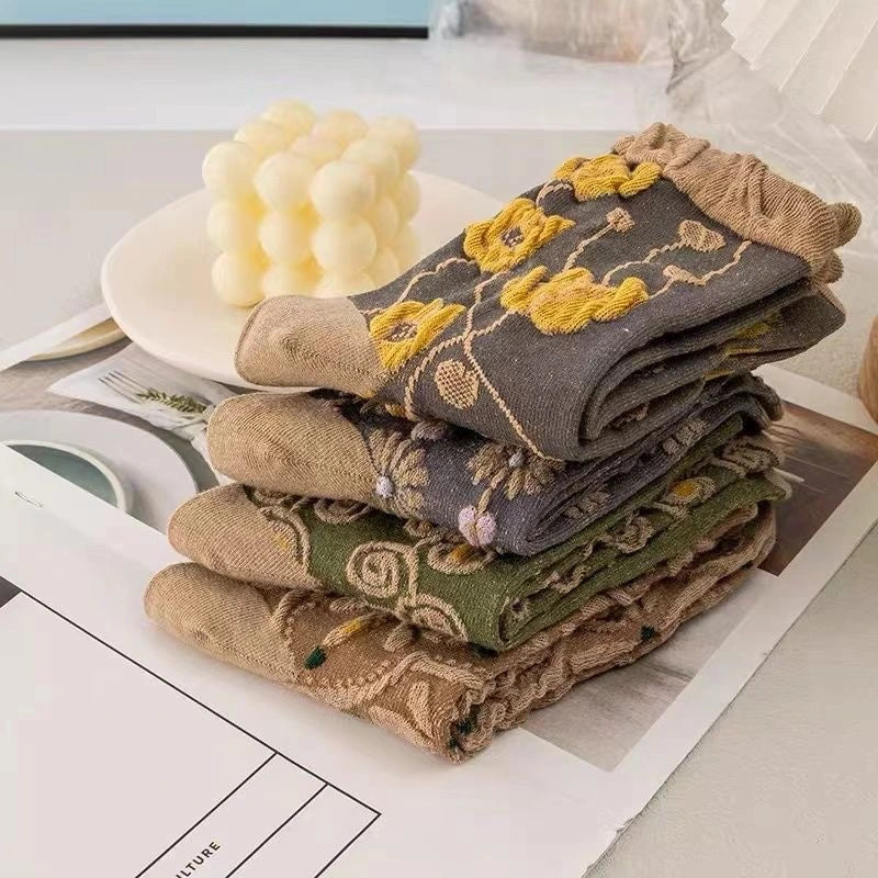 5 Pairs Retro Palace Relief Socks