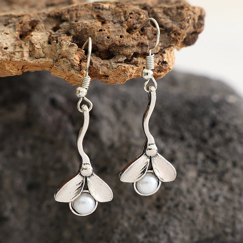 Petal Pearl Earrings