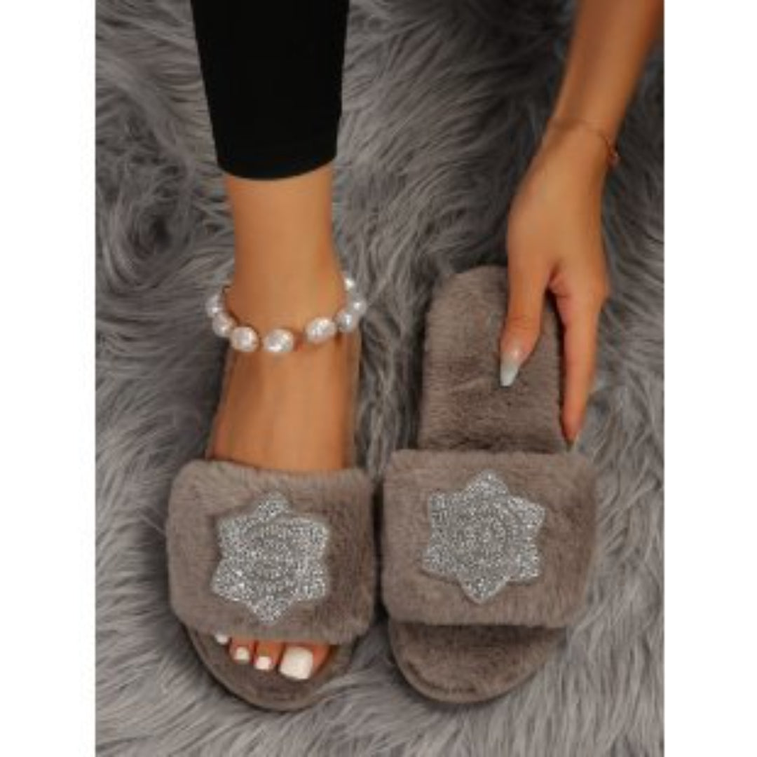 Pearl Hot Drill Fur Slippers