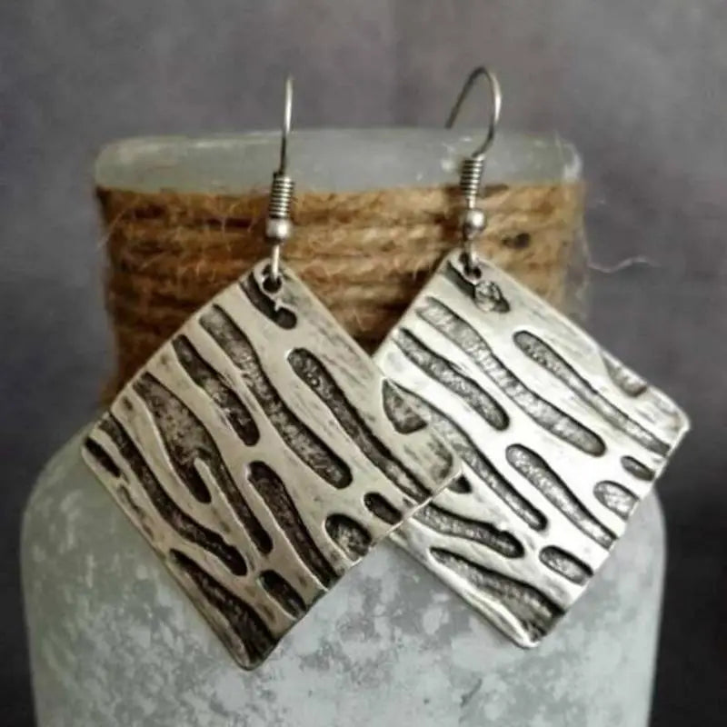 Geometric Quadrangle Rhombus Bark Stripe Earrings