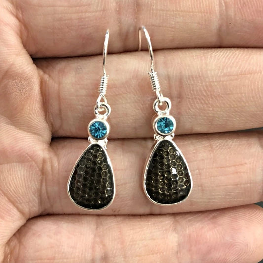 Vintage Black Teardrop Earrings