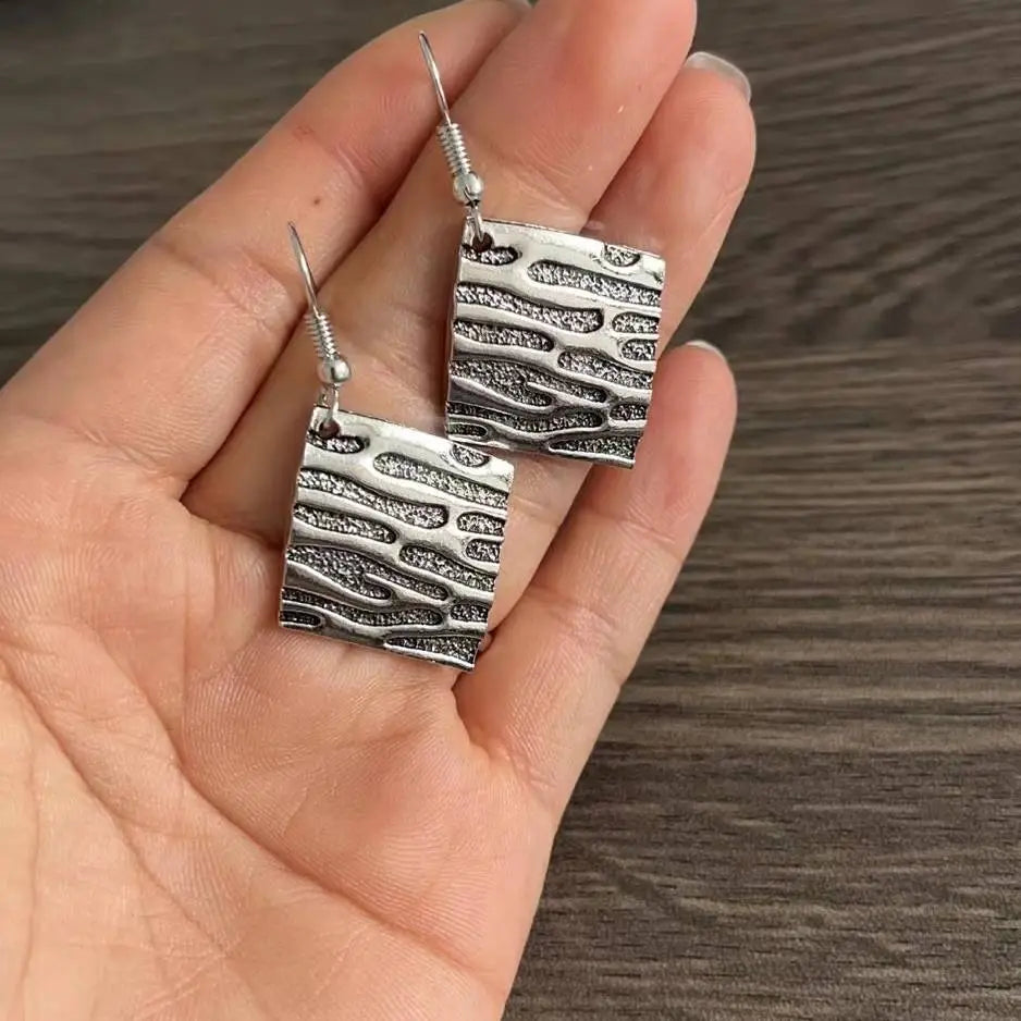 Geometric Quadrangle Rhombus Bark Stripe Earrings