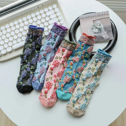 5 Pairs Vintage Embossed Socks